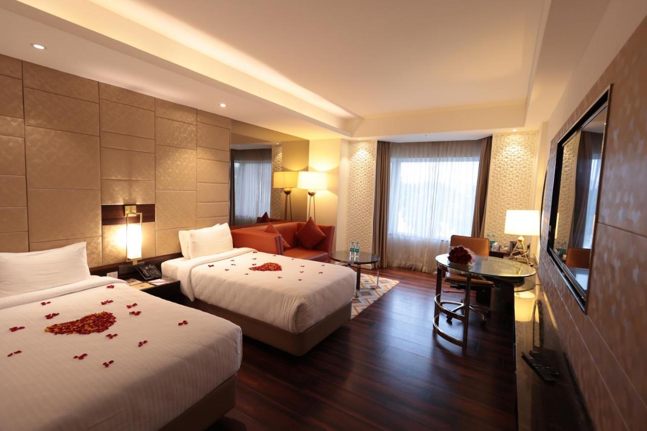סאלם Hotel Cenneys Gateway מראה חיצוני תמונה
