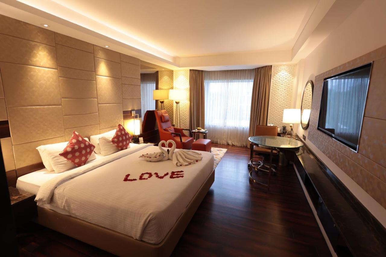 סאלם Hotel Cenneys Gateway מראה חיצוני תמונה