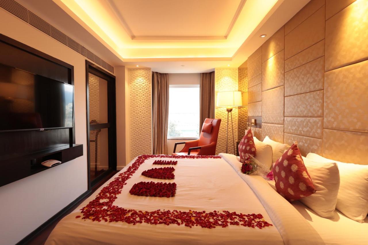 סאלם Hotel Cenneys Gateway מראה חיצוני תמונה