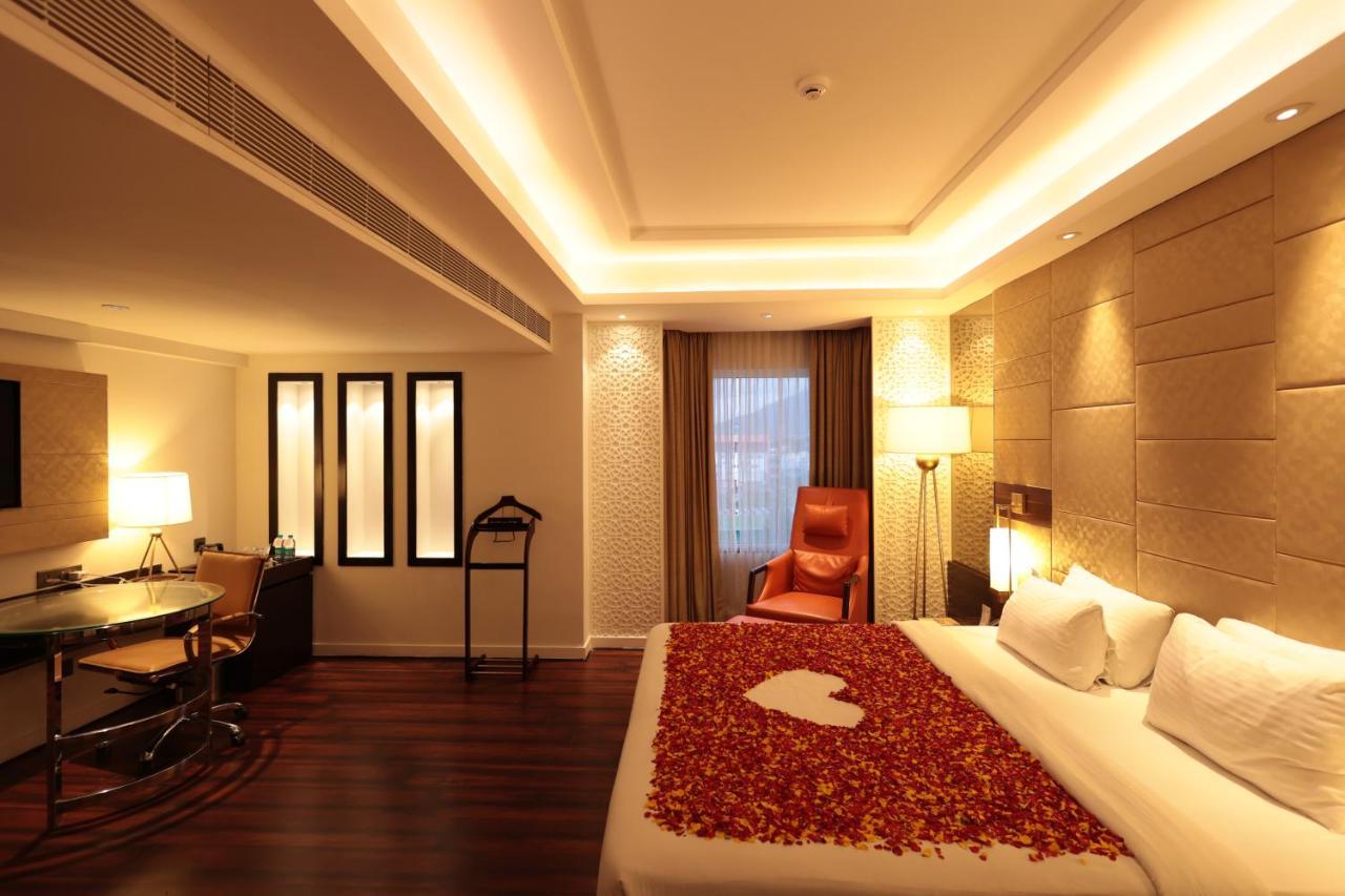 סאלם Hotel Cenneys Gateway מראה חיצוני תמונה