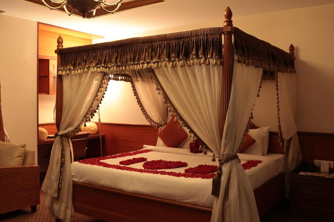 סאלם Hotel Cenneys Gateway מראה חיצוני תמונה