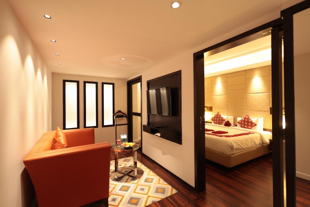 סאלם Hotel Cenneys Gateway מראה חיצוני תמונה